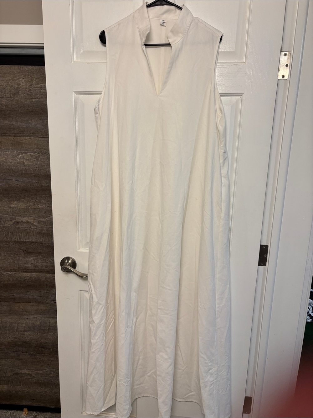 Modesees Sleeveless White Dress
